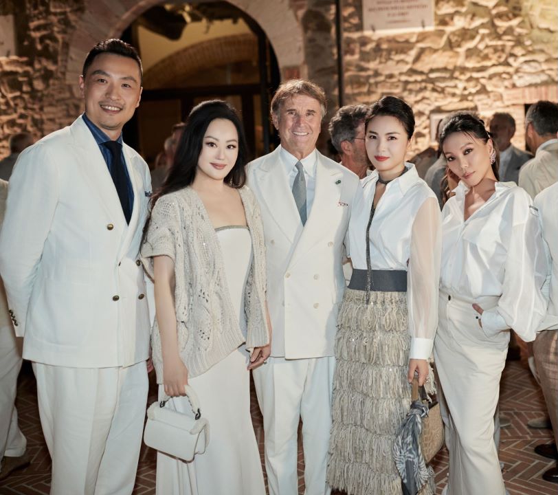 品牌好友刘涛,万宝宝,章小蕙,奥利维亚·巴勒莫(olivia palermo)与