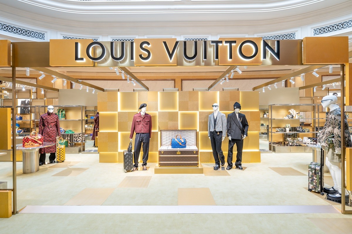 Louis Vuitton于澳门四季名店开设2024春夏男装系列限时概念店