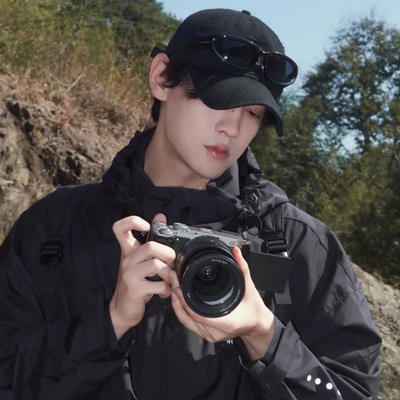 拿捏明星同款，假期出片率100%